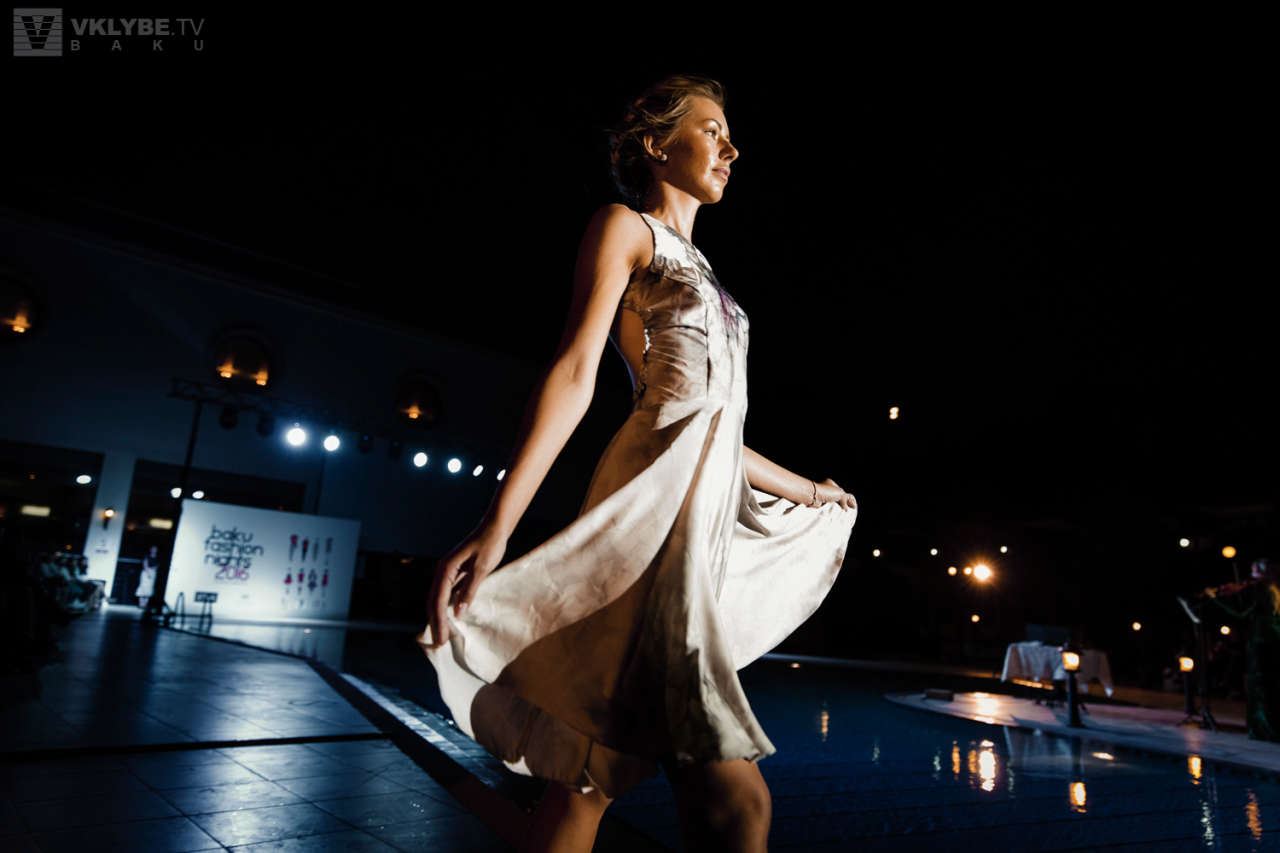 Baku Fashion Night 2016: Elegance, flying fabric and  beautiful feminine silhouettes