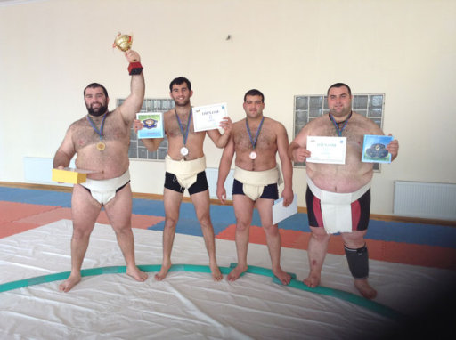 Baku hosts int'l sumo tournament