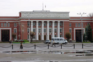 Tajik parliament ratifies agreement with ADB on border services