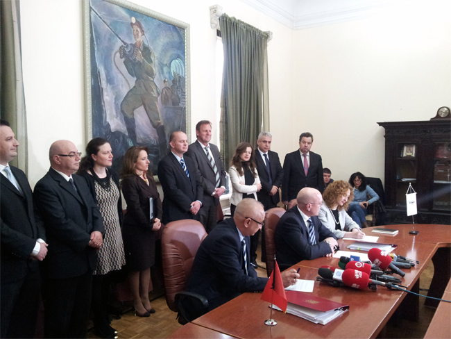 Albanian government, TAP sign Host Government Agreement