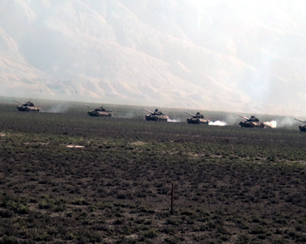 Azerbaijani Army conduct drills on frontline