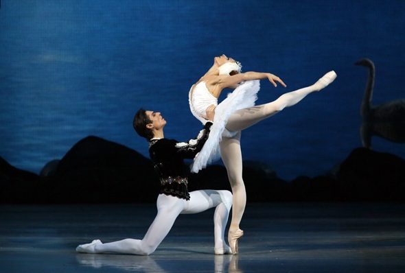 Azerbaijani dancer to perform at London Royal Opera House