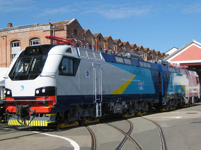 Azerbaijan Railways acquires four new locomotives