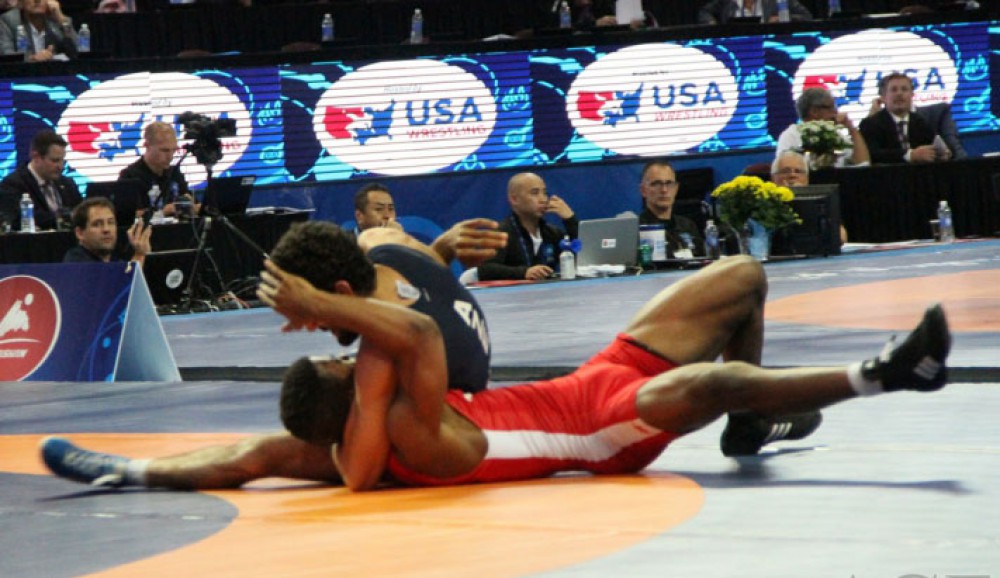 Azerbaijani wrestlers win Olympic berths