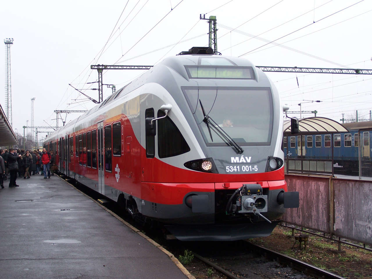 Double-decker trains arrive in Baku