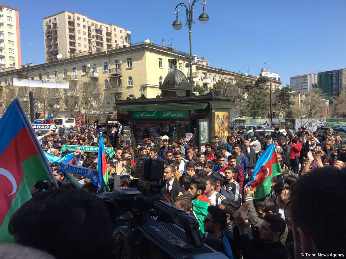 Youth in Baku celebrating Azerbaijani army’s victory  - VIDEO