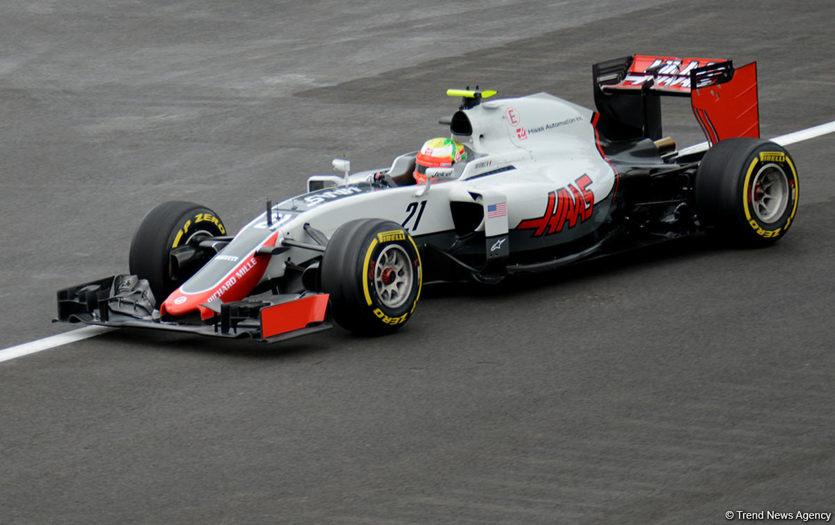 Formula 1 Qualifying kicks off in Baku
