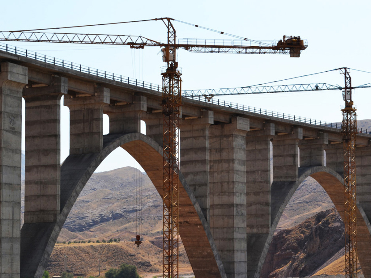 Azerbaijan, Iran agree on loan for railway construction