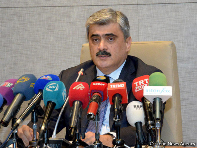 Azerbaijan's currency market stable, minister says