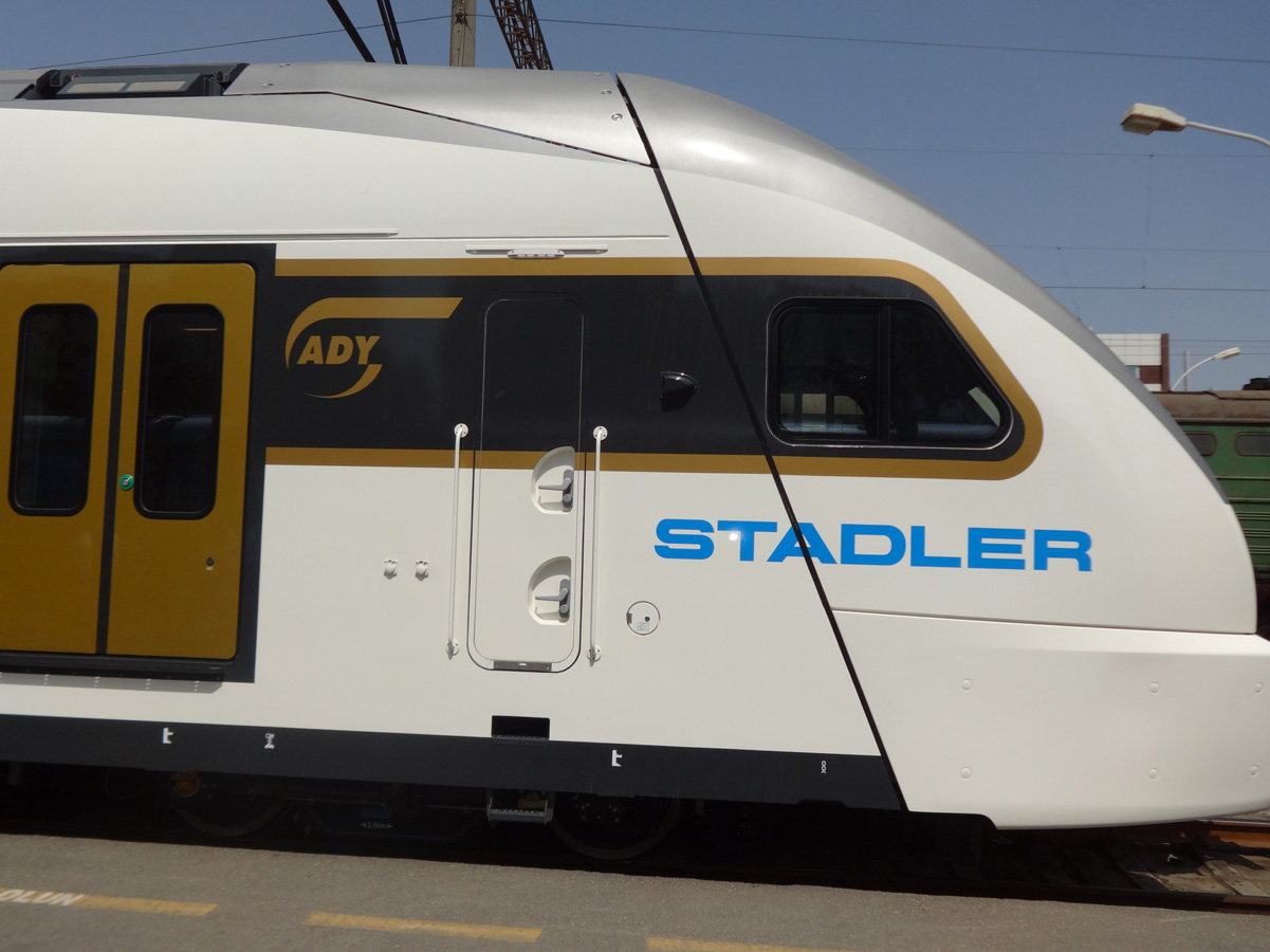 Azerbaijan Railways needs $550M to restore electric train traffic in Absheron