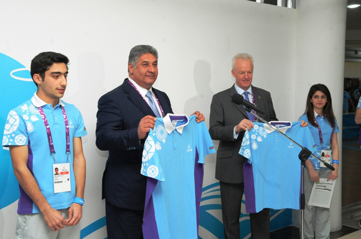 Baku 2015 presents its uniform