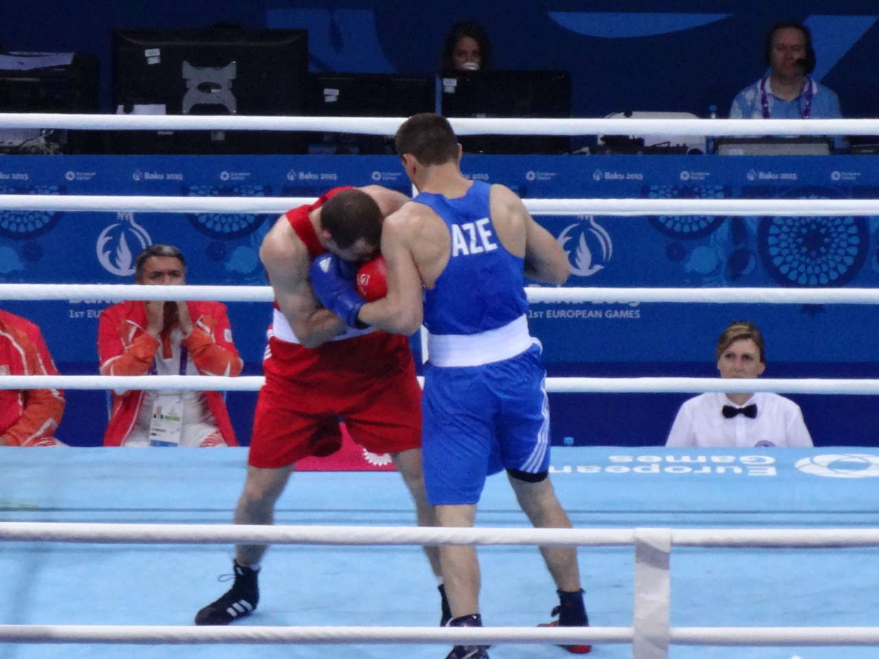 Baku 2015: Azerbaijani boxer grabs gold medal