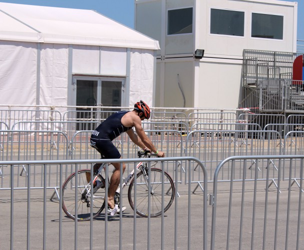 Azerbaijani athletes shine at Baku 2015 triathlon test event