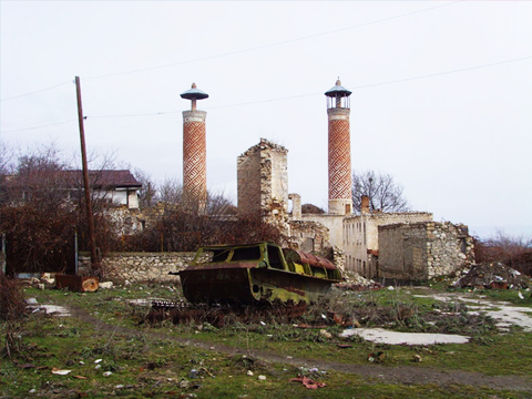 War crimes - Armenia loots Azerbaijan cultural heritage