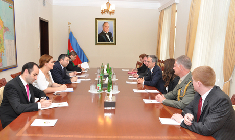 Azerbaijani deputy FM meets top British military official