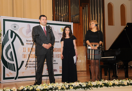 Young Azerbaijani performers succeed at Islamic music festival